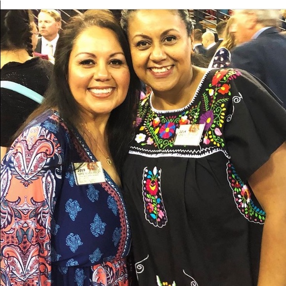 Meet your Posher, Veronica - Picture 7 of 8